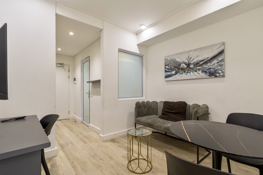 2 Bedroom Property for Sale in Woodstock Western Cape